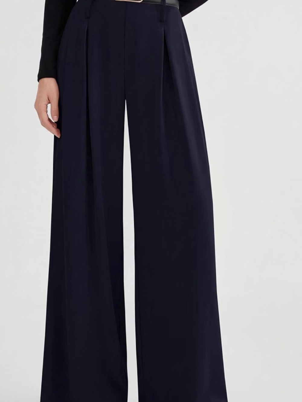 High-Rise Wide-Leg Pants in Navy - Women